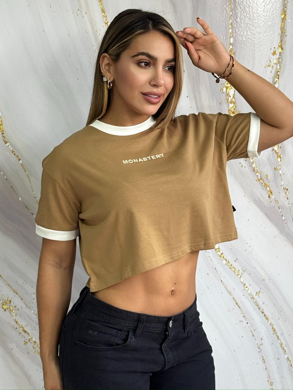 Crop Top Minimal Fit Negro