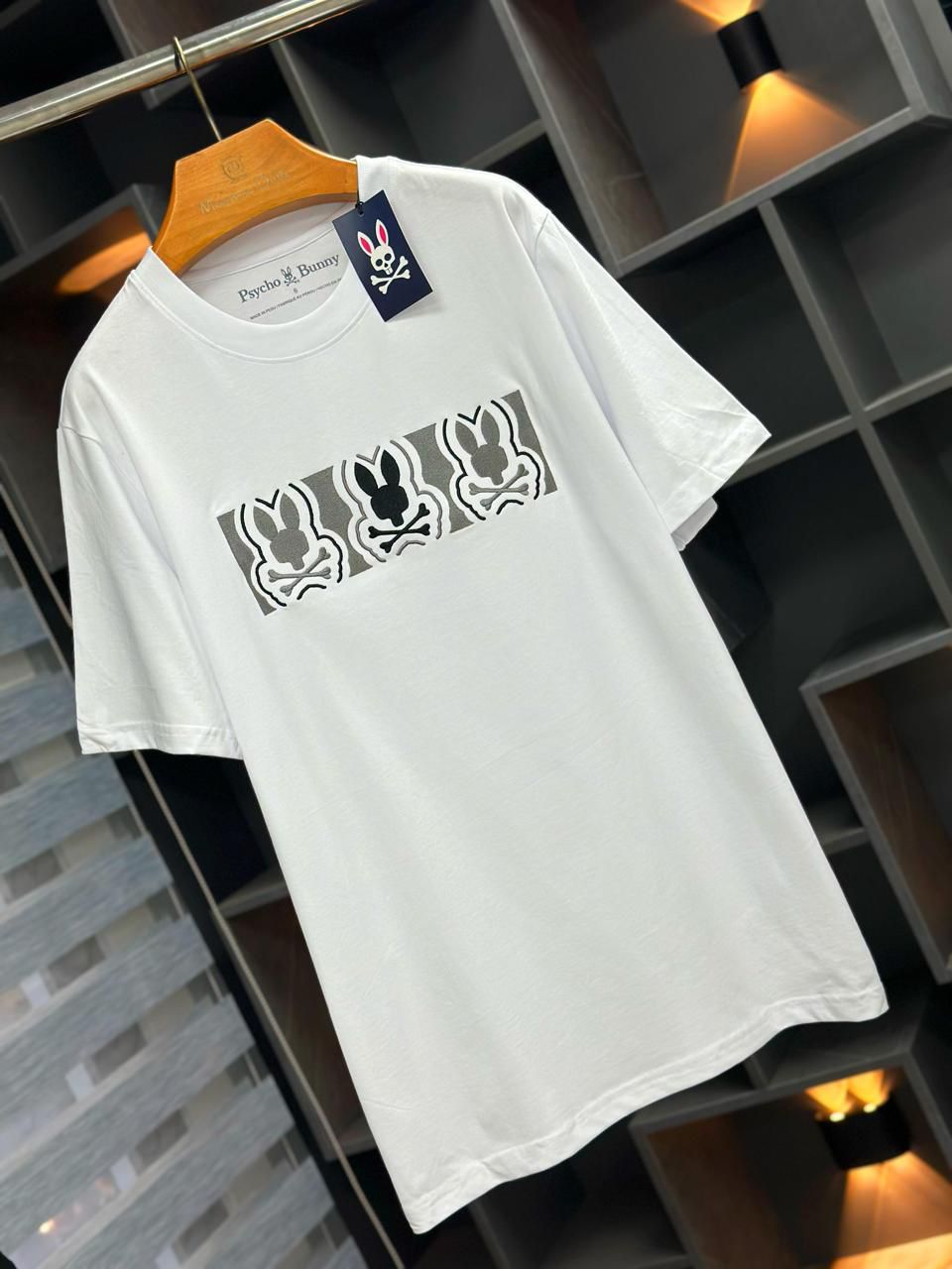 Camiseta Graphic Minimal White