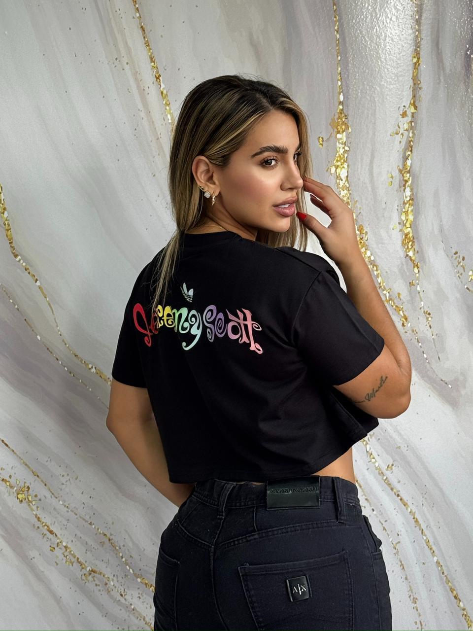 Crop Top Graphic Black Color